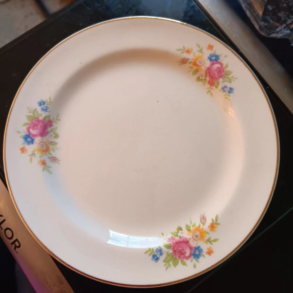 Set of 4 Cronin‎ China Co Gold Rimmed Floral Saucers Mionerva Ohio 42 55 NB #8
